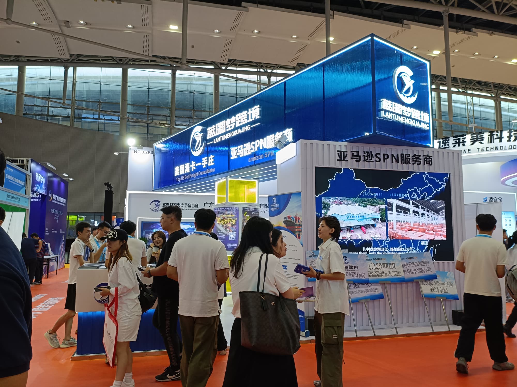 廣州物流展展位設計：突出核心技術，在同類展位中脫穎而出