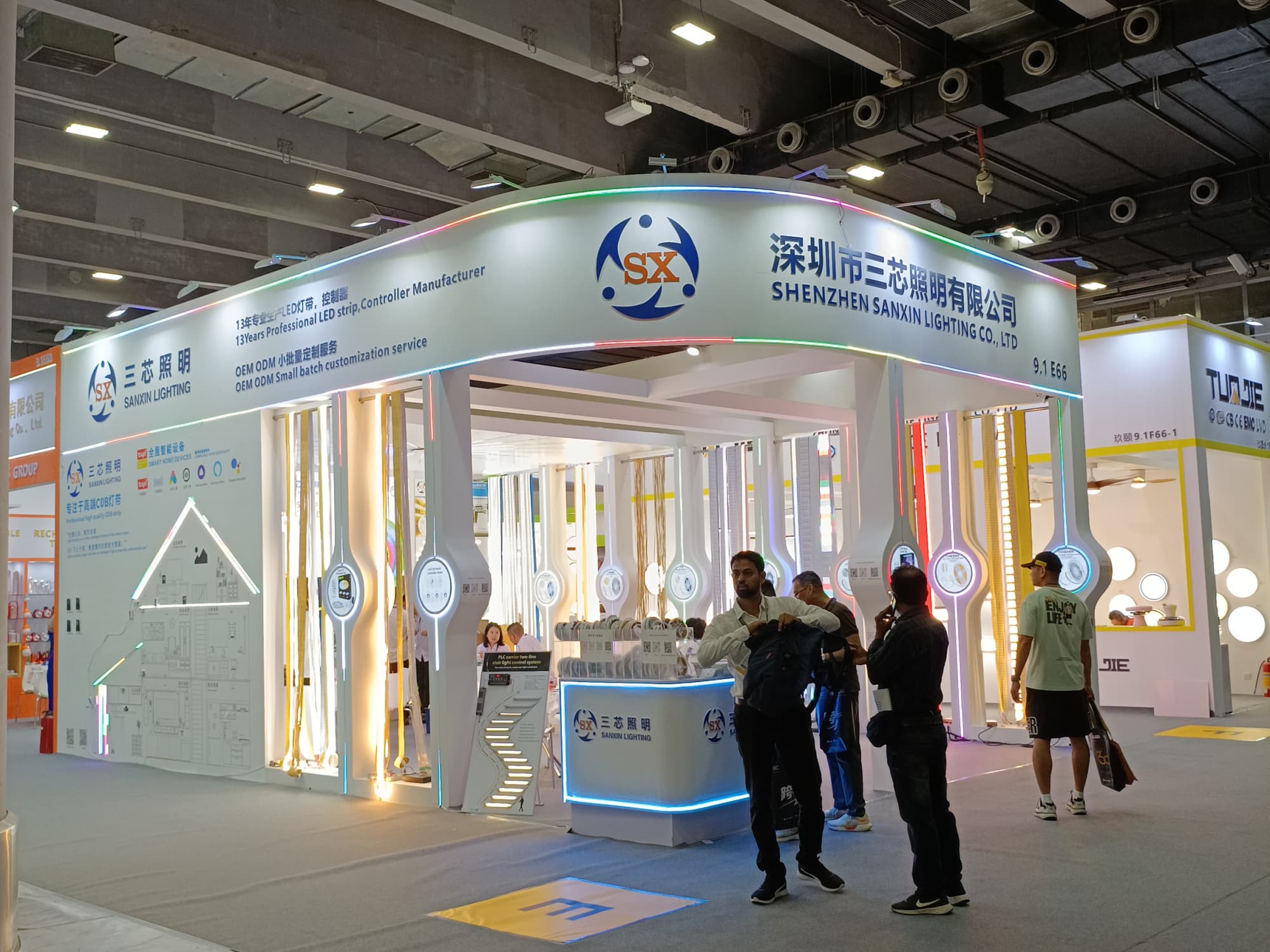 開展前連夜趕工？靠譜資質搭建商讓你從容亮相廣州照明展